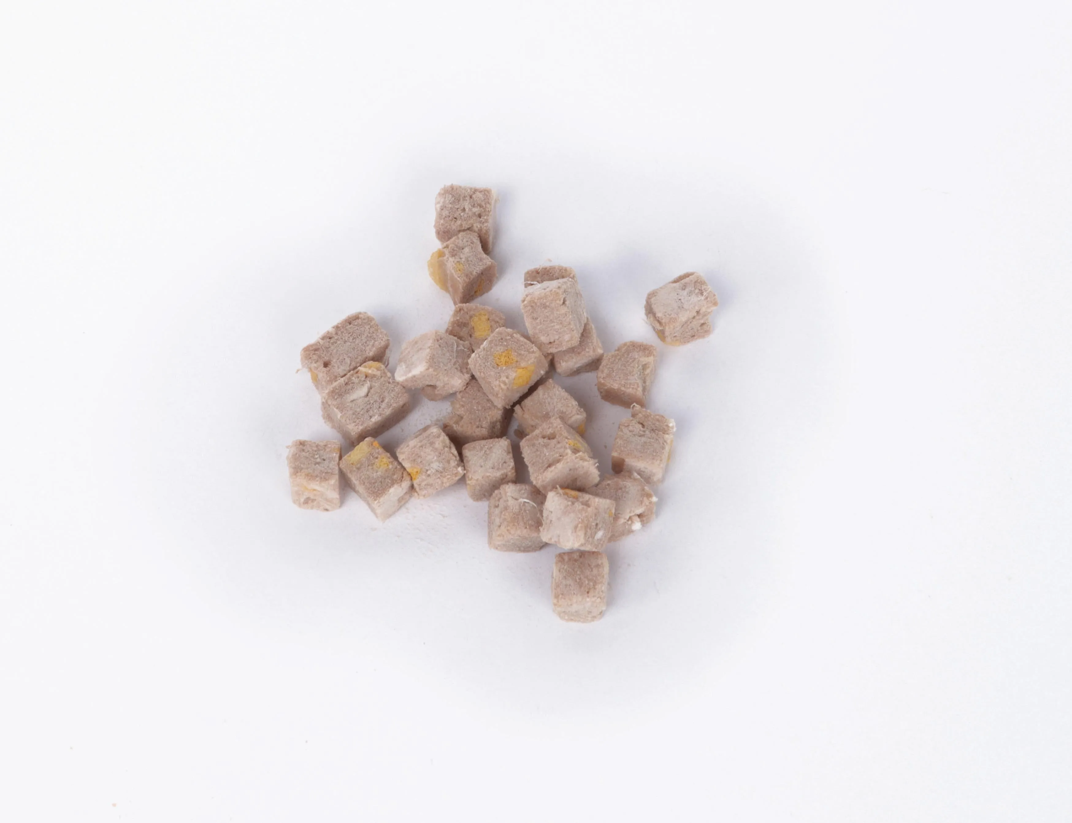 DUCK & PUMKIN CUBES
Freeze-dried snacks