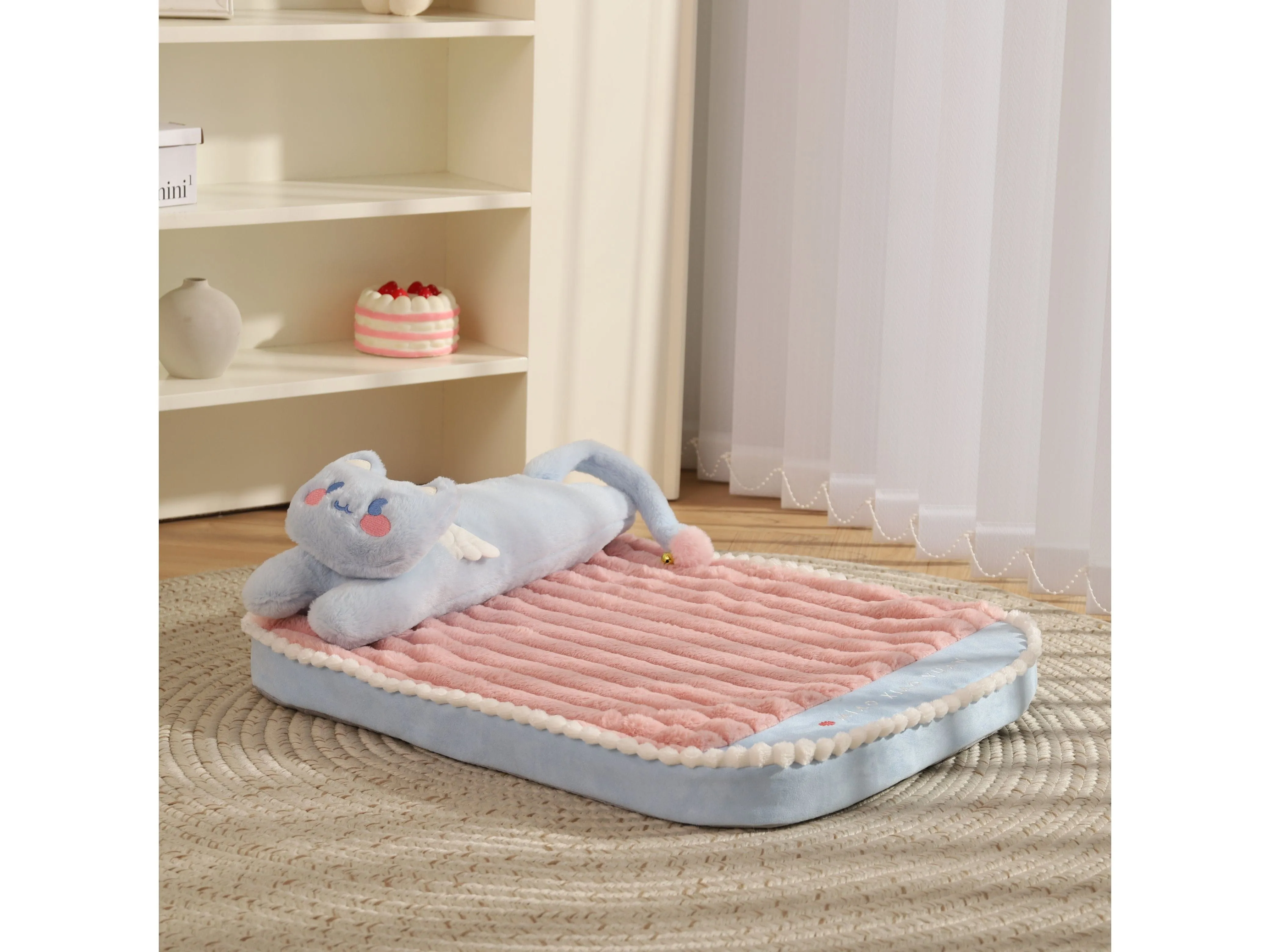 Meow Meow - Flying Meow Pillow Nest Cushion Pets Qatar